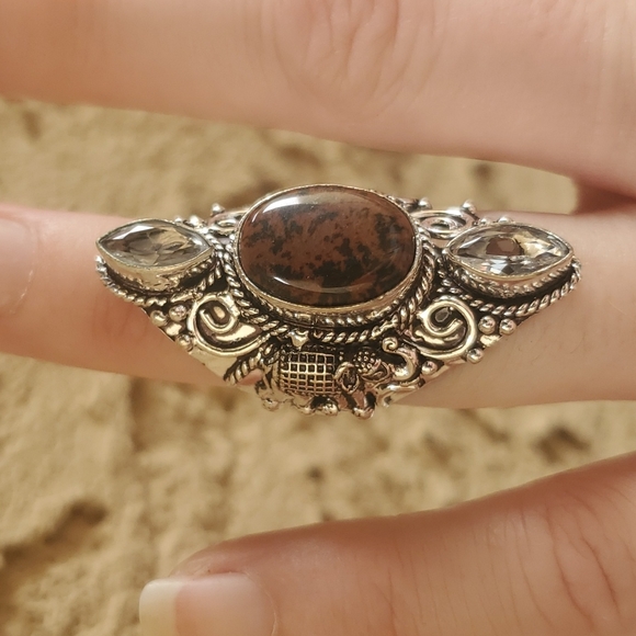 New Mahogany Obsidian & White Topaz 925 Silver Carved Elephant Statement Ring. - Picture 5 of 12